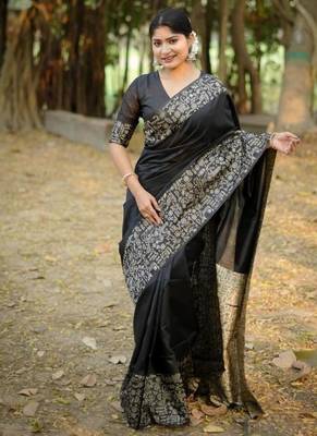 Black handloom silk blend weaving pallu saree 3