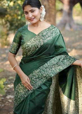 Green color handloom  silk blend weaving pallu saree 2