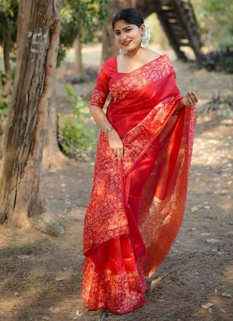 Red color handloom raw silk weaving pallu saree