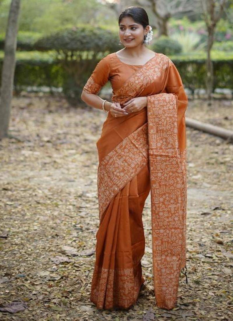 Orange color handloom raw silk weaving pallu saree