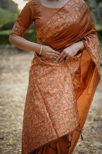 Orange color handloom  silk blend weaving pallu saree