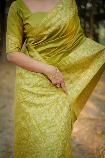 Mehendi color handloom  silk blend weaving pallu saree
