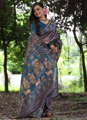 Grey color  silk blend peacock printed saree 2