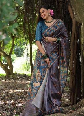 Grey color  silk blend peacock printed saree 4