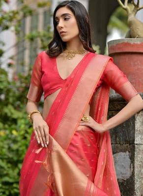 Gajri pink color kalyani silk blend zari weaving butti & border saree 5