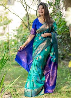 Green color banarasi katan silk blend zari weaving pattu saree 1