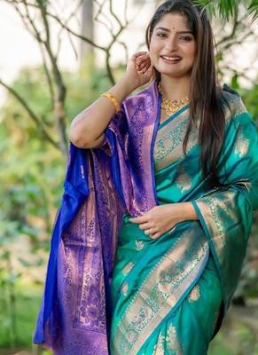 Green color banarasi katan silk blend zari weaving pattu saree 2