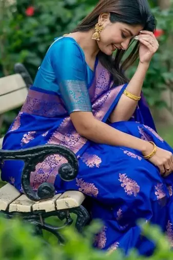 banarasi katan silk blend zari weaving pattu saree