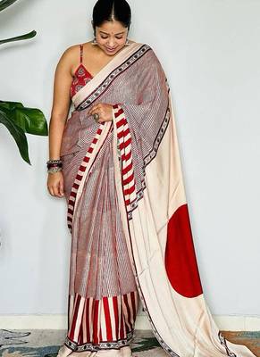 Red original japan satin saree with digital print blouse 2