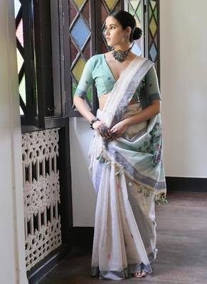 White & navy blue color muga cotton warli weaving pallu-border saree 3
