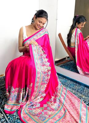 Magenta original japan satin saree with digital print blouse 2