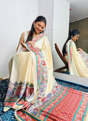 Off white original japan satin saree with digital print blouse 2