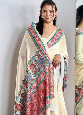 Off white original japan satin saree with digital print blouse 3