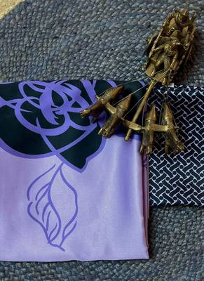 Lavender original japan satin saree with digital print blouse 3