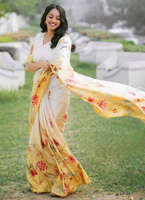 Off white original japan satin saree with digital print blouse 2