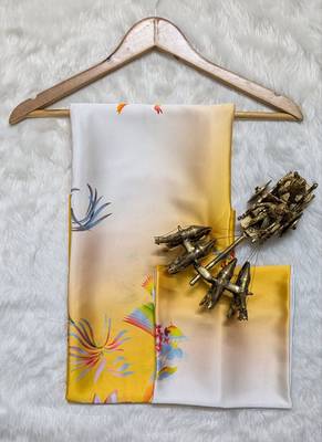 Off white original japan satin saree with digital print blouse 4