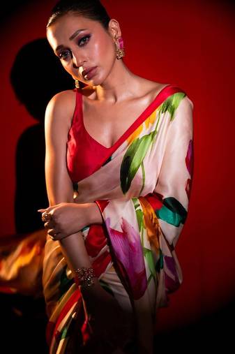 Off white original japan devsena satin saree japan satin digital print blouse