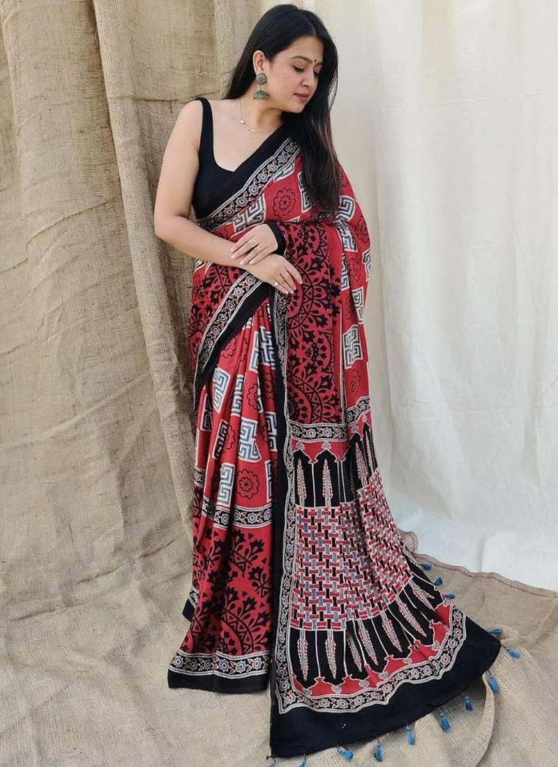 Multicolor original japan devsena satin saree japan satin digital print blouse