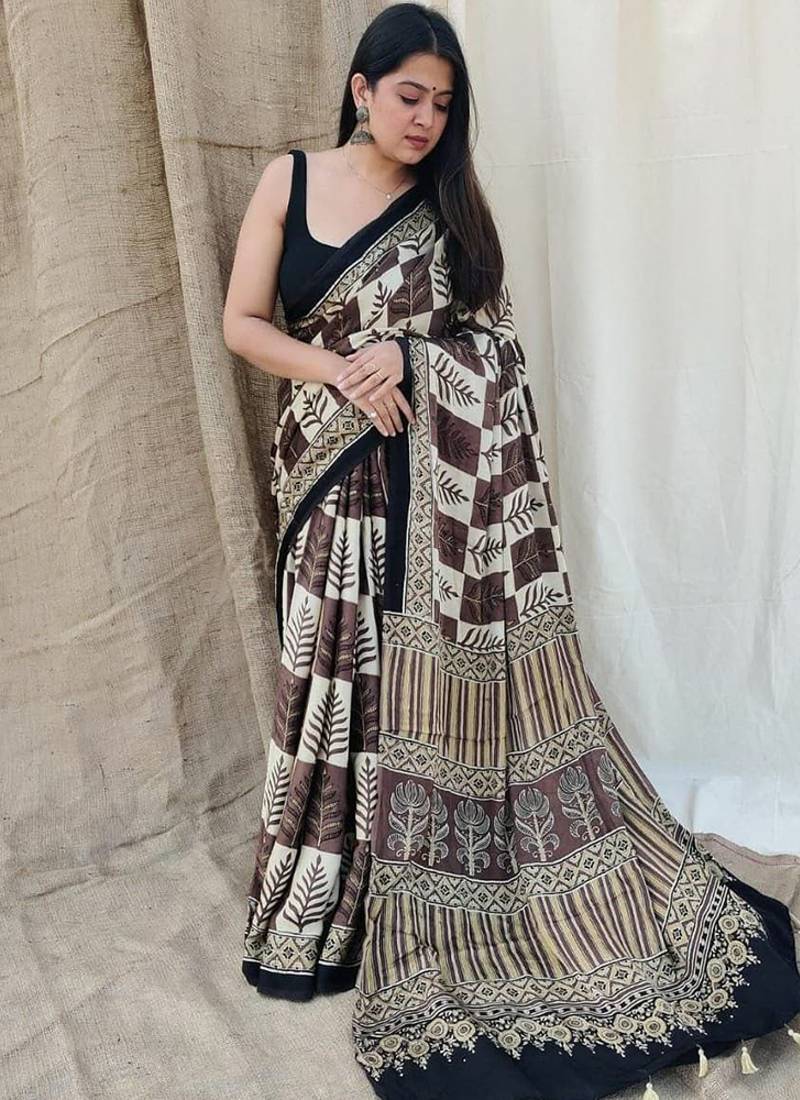 Multicolor original japan devsena satin saree japan satin digital print blouse