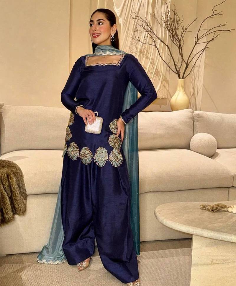 Elegant crepe 3-piece kurta set with farshi salwar & chinon silk dupatta | festive wear for women