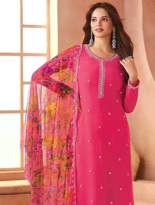 Pink embroidered siffon salwar suit 2