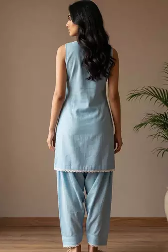Sky slub cotton kurta with loose fit farshi salwar