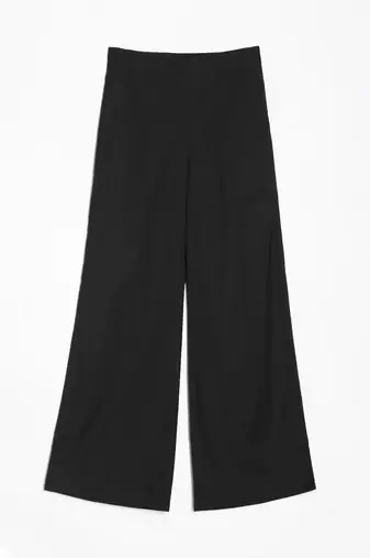 Styllow women black high-rise trousers with 2 deep pockets