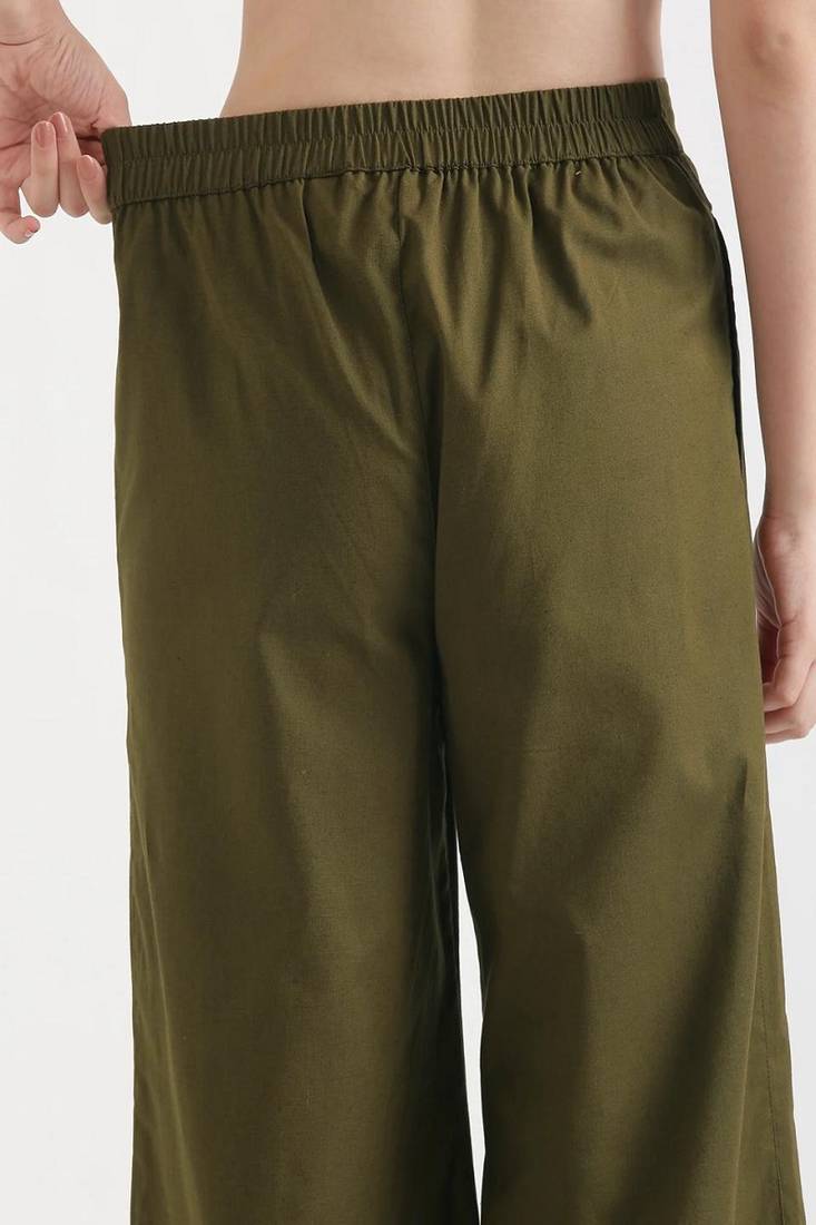 Styllow women olive green high-rise trousers with 2 deep pockets