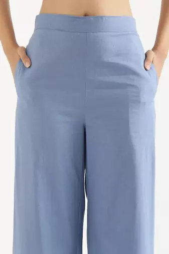 Styllow women english blue high-rise trousers with 2 deep pockets