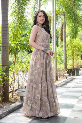 Women beige geometric print pattern georgette fit & flare gown 3