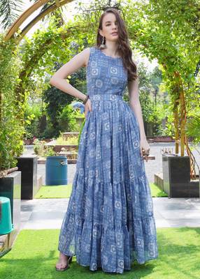 Women blue geometric print pattern georgette fit & flare gown 5