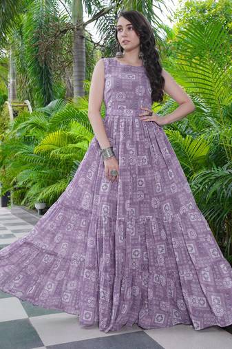 Women purple geometric print pattern georgette fit & flare gown