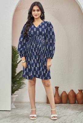 Women navy blue all-over floral print poly cotton fit & flare gown 5