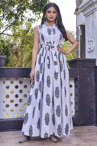 Women off-white all-over floral print poly cotton fit & flare gown