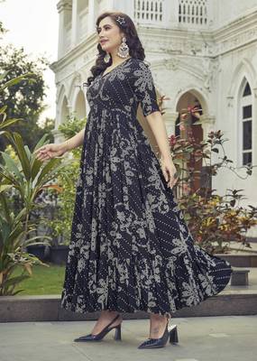 Women black floral printed flared anarkali maxi dress 3