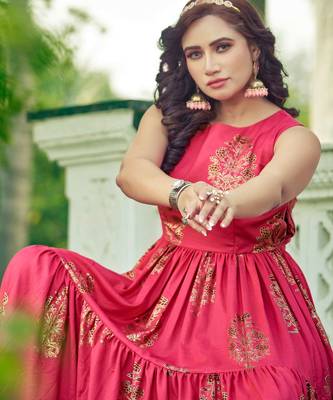 Women pink printed sleeveless tiered anarkali maxi dress 4