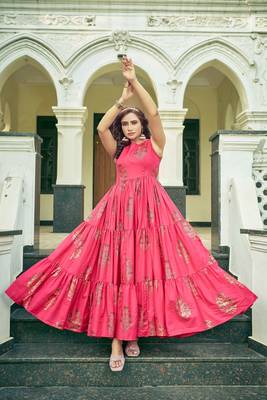 Women pink printed sleeveless tiered anarkali maxi dress 5