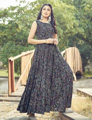 Women black floral printed sleeveless tiered anarkali maxi dress 3