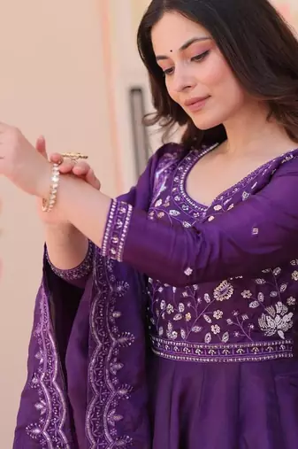 womens simple gold crush with beads embroidery-work gown set