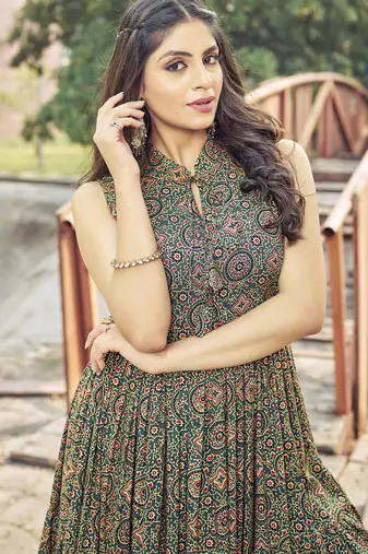 Women green ethnic printed sleeveless flared maxi dress