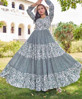 Women green floral printed pleated anarkali gown 1