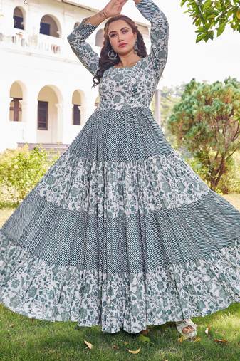 Women green floral printed pleated anarkali gown