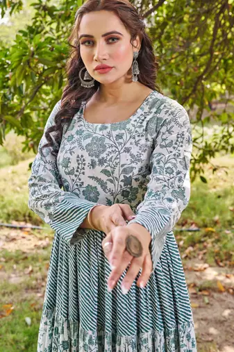 Women green floral printed pleated anarkali gown