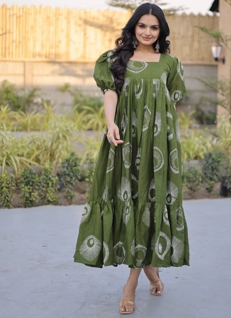Womens new trendy summer war printed cotton gown set