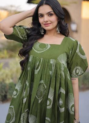 Womens summer war printed cotton gown set 2