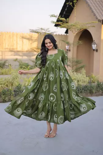 Womens new trendy summer war printed cotton gown set