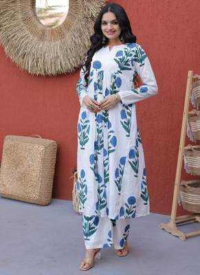 Womens summer war printed cotton gown set 1