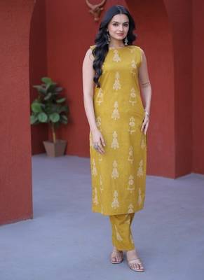 Womens summer war printed cotton gown set 1
