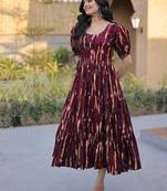 Womens summer war printed cotton gown set