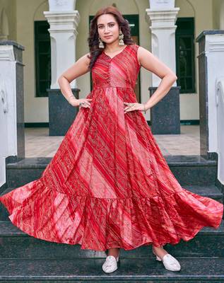 Women red bandhani printed pleated anarkali gown 4